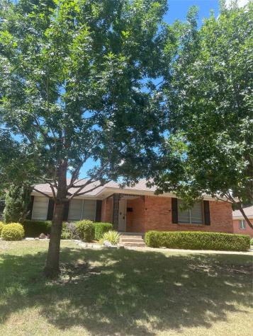10317 Lakemere Drive Dallas TX 75238
