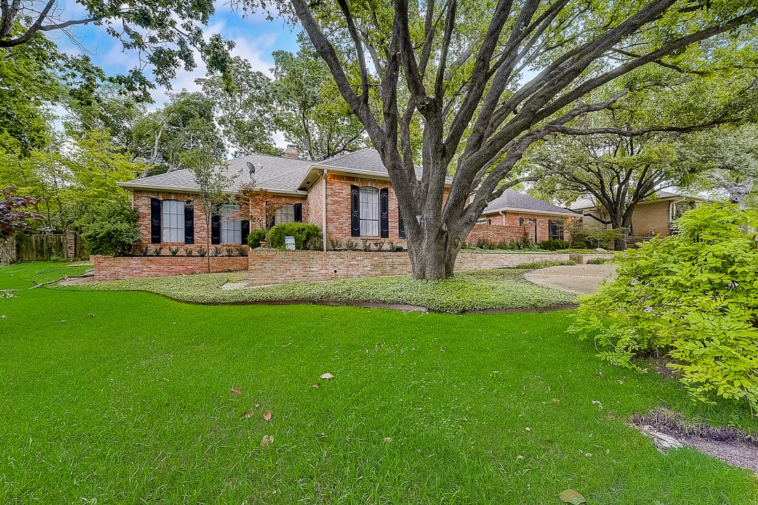 6530 Covecreek Place Dallas TX 75240