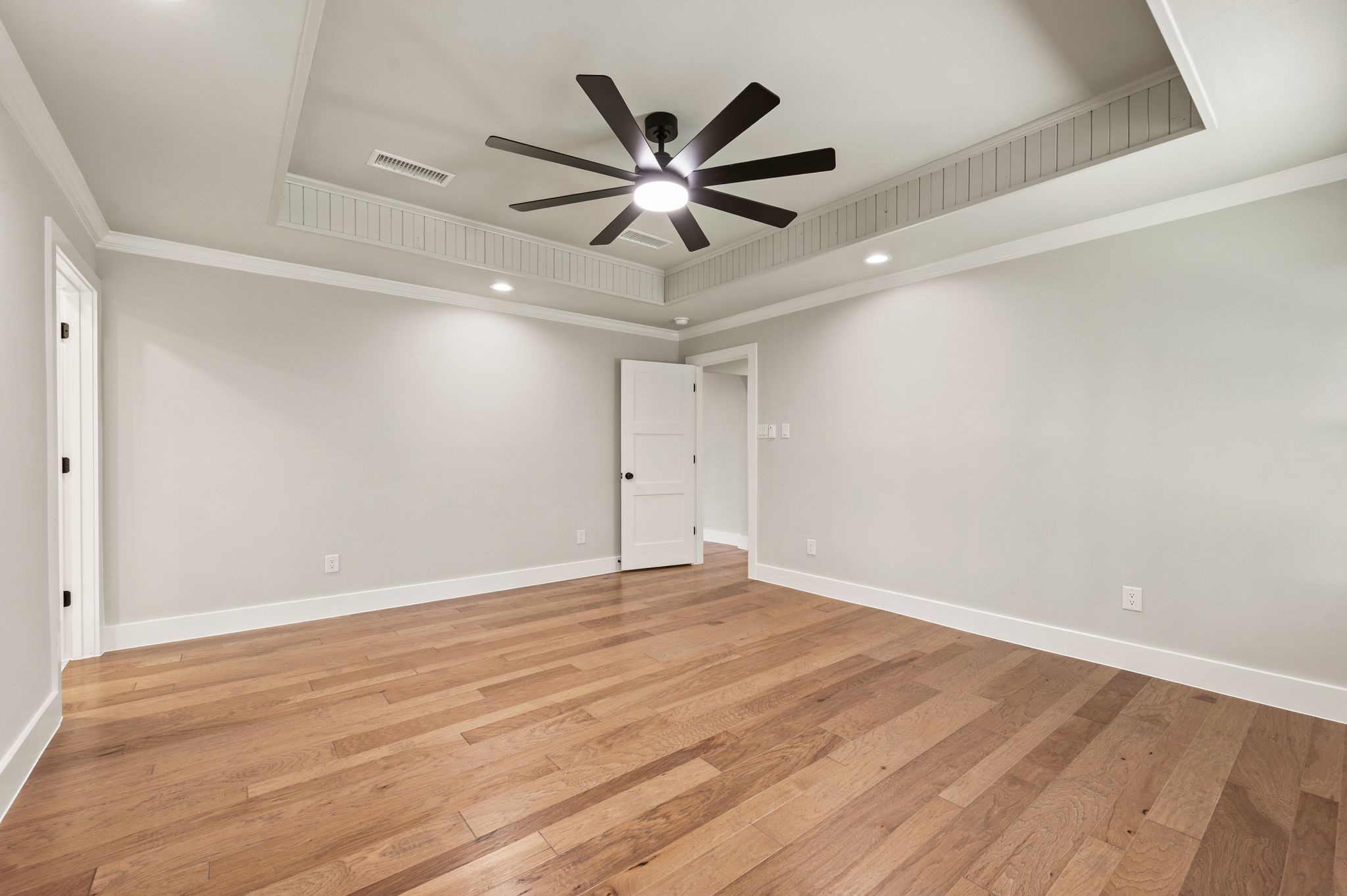 2335 Los Robles Street Grapevine TX 76051