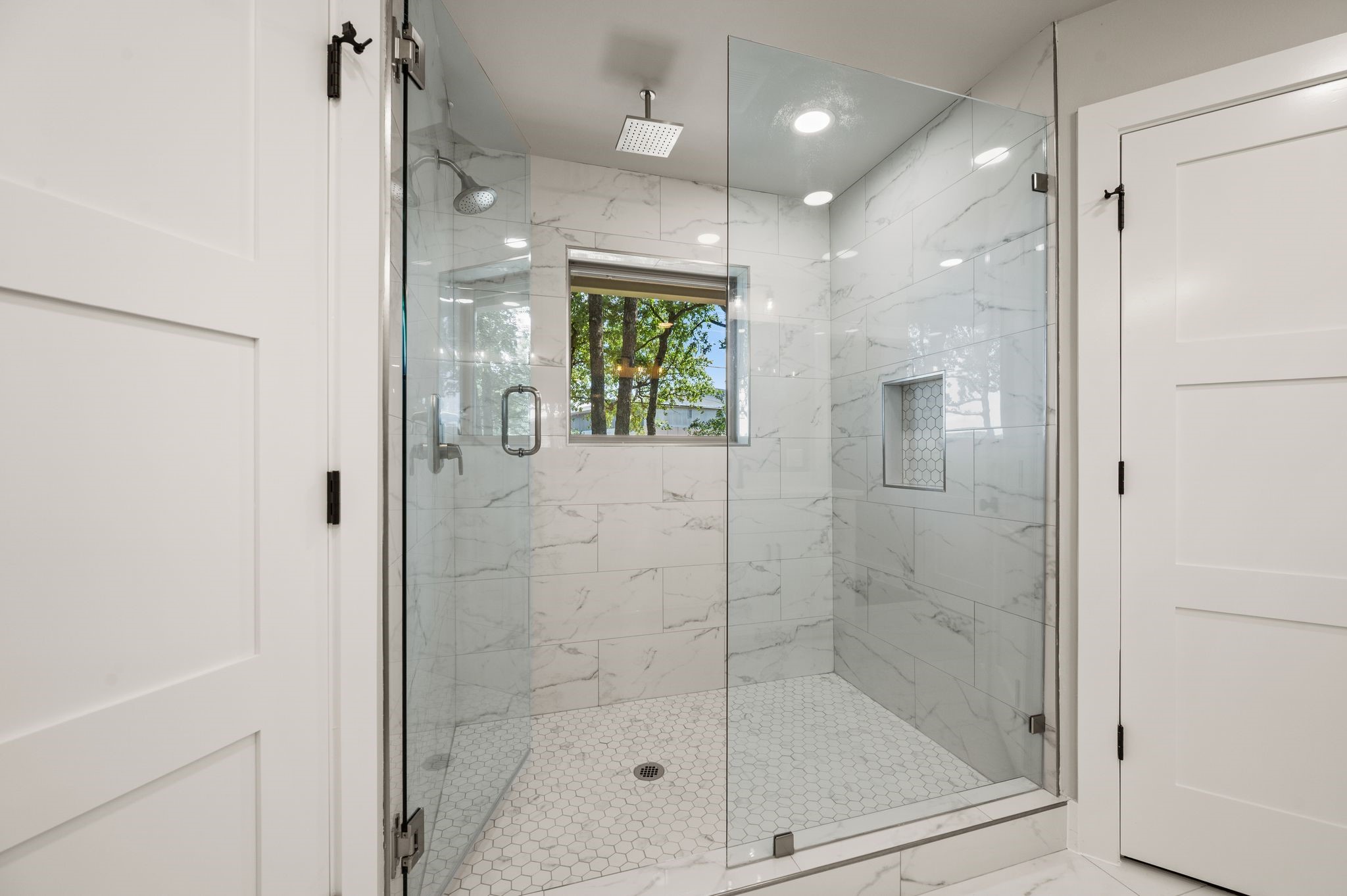2335 Los Robles Street Grapevine TX 76051