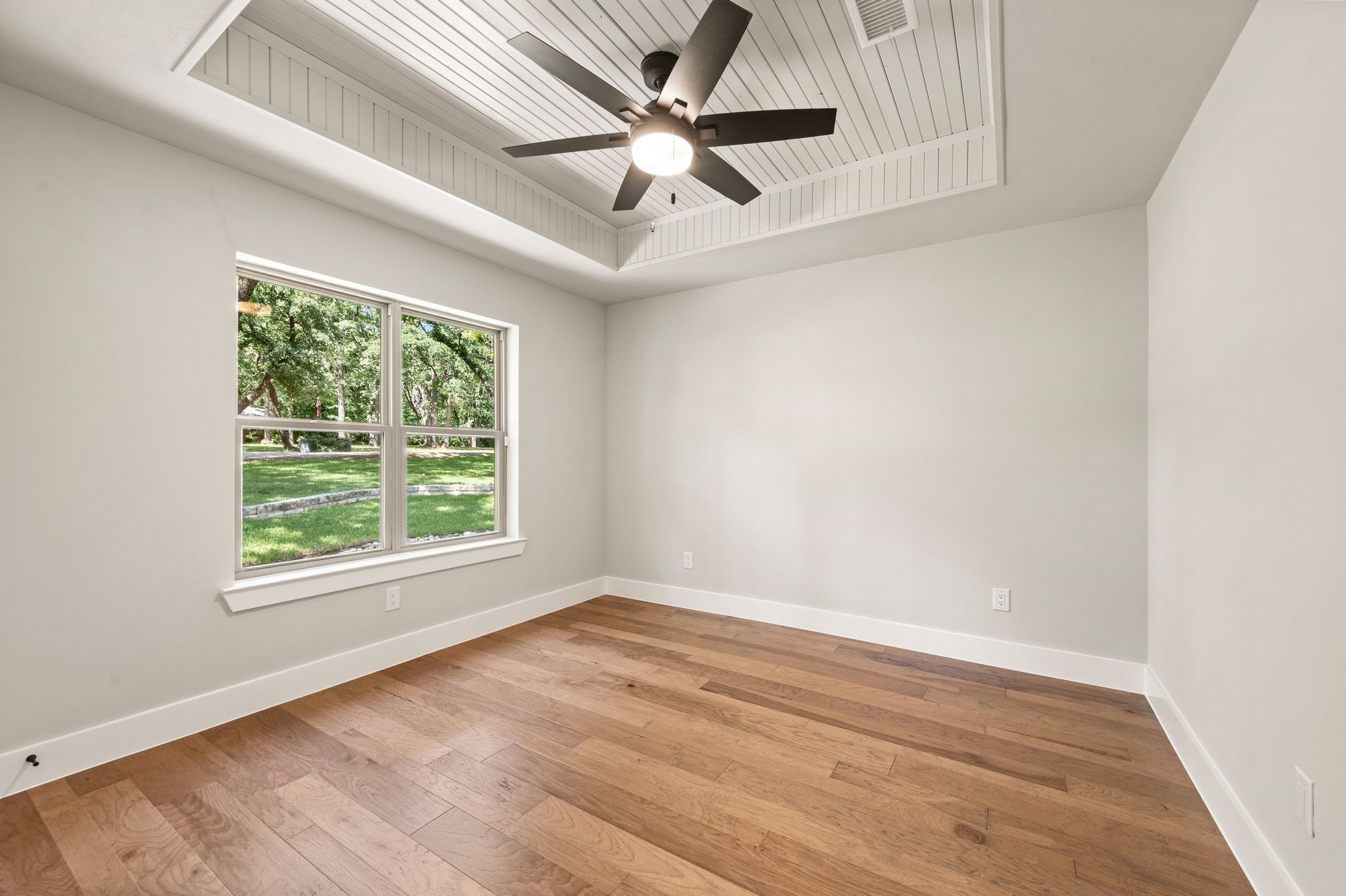 2335 Los Robles Street Grapevine TX 76051