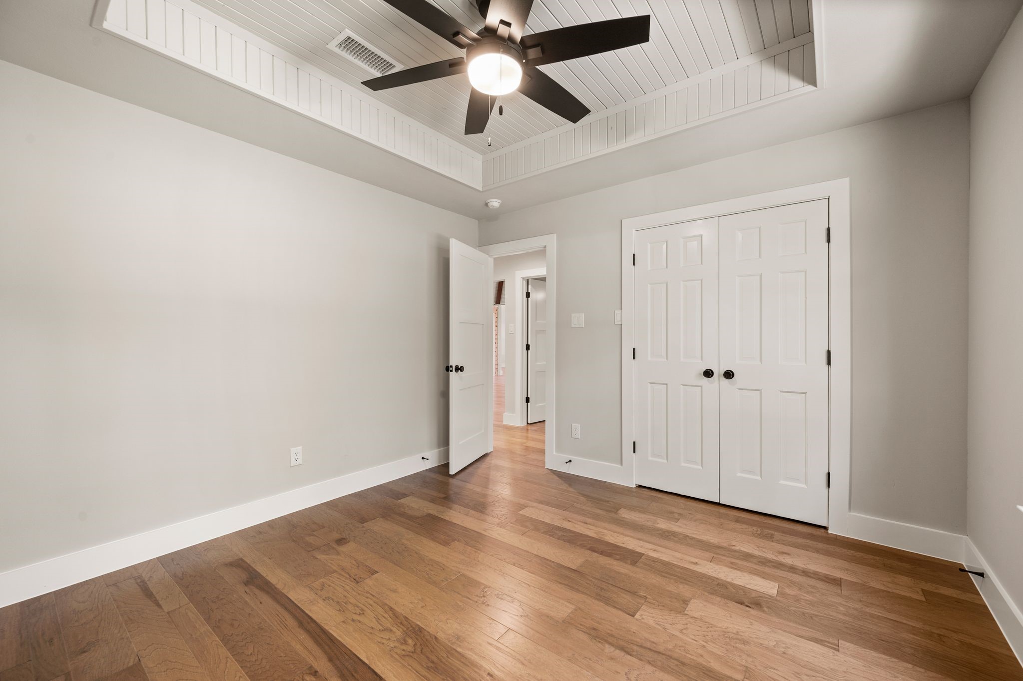 2335 Los Robles Street Grapevine TX 76051