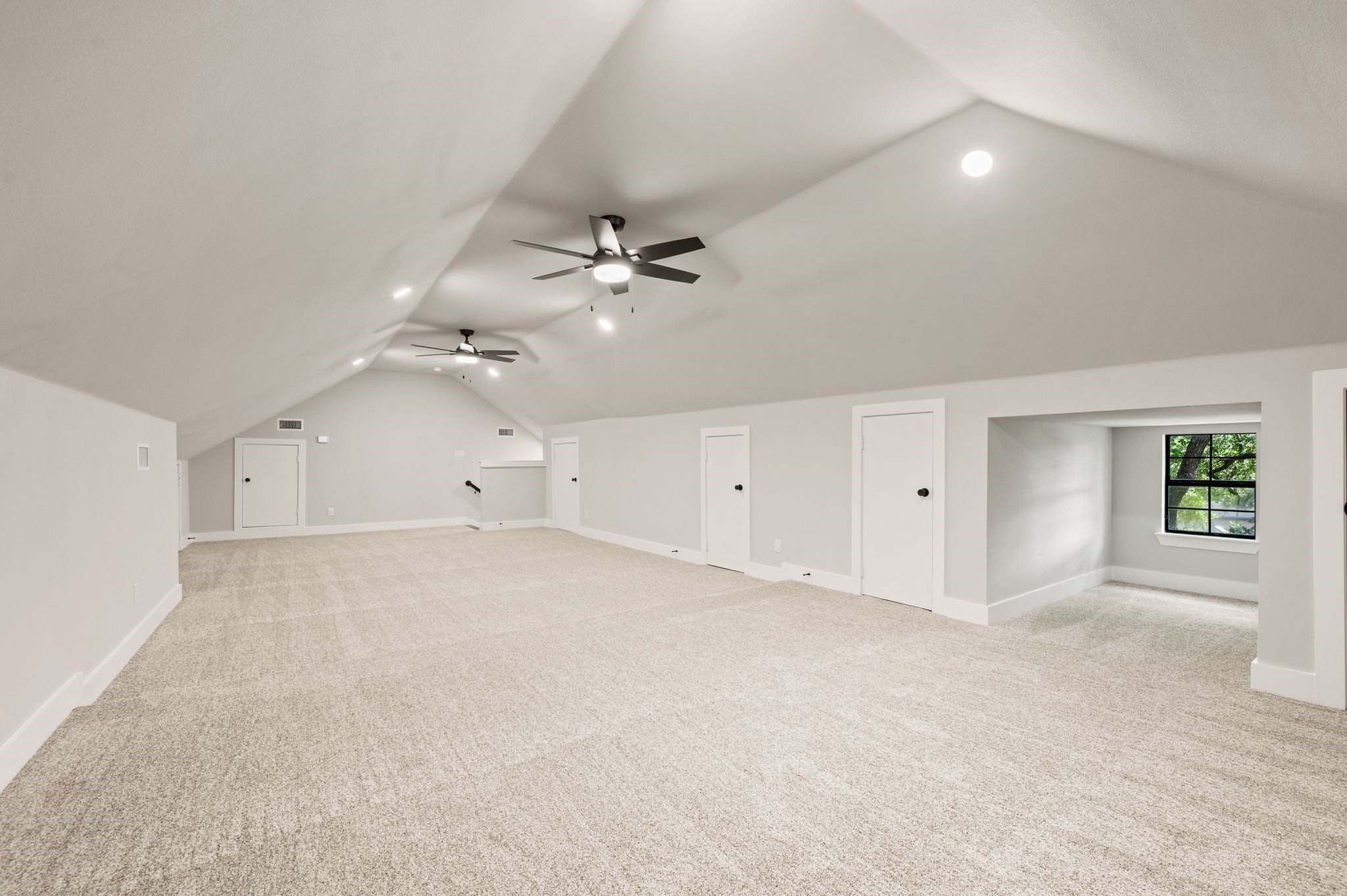 2335 Los Robles Street Grapevine TX 76051