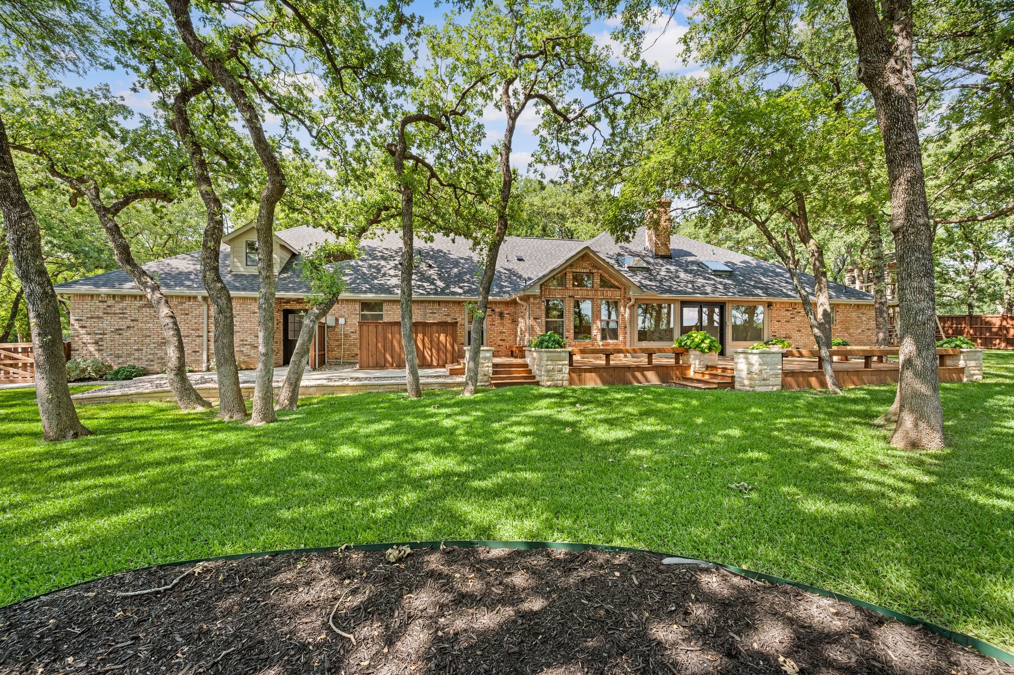 2335 Los Robles Street Grapevine TX 76051
