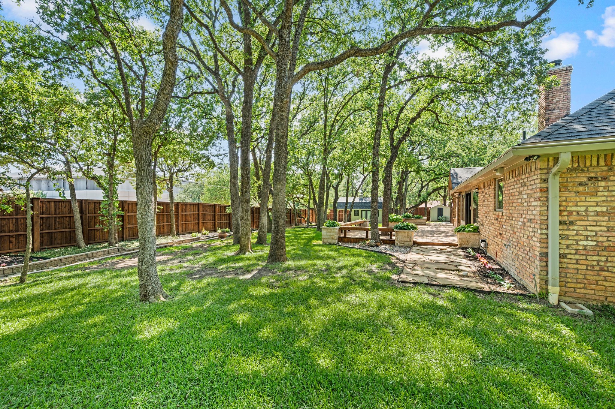 2335 Los Robles Street Grapevine TX 76051