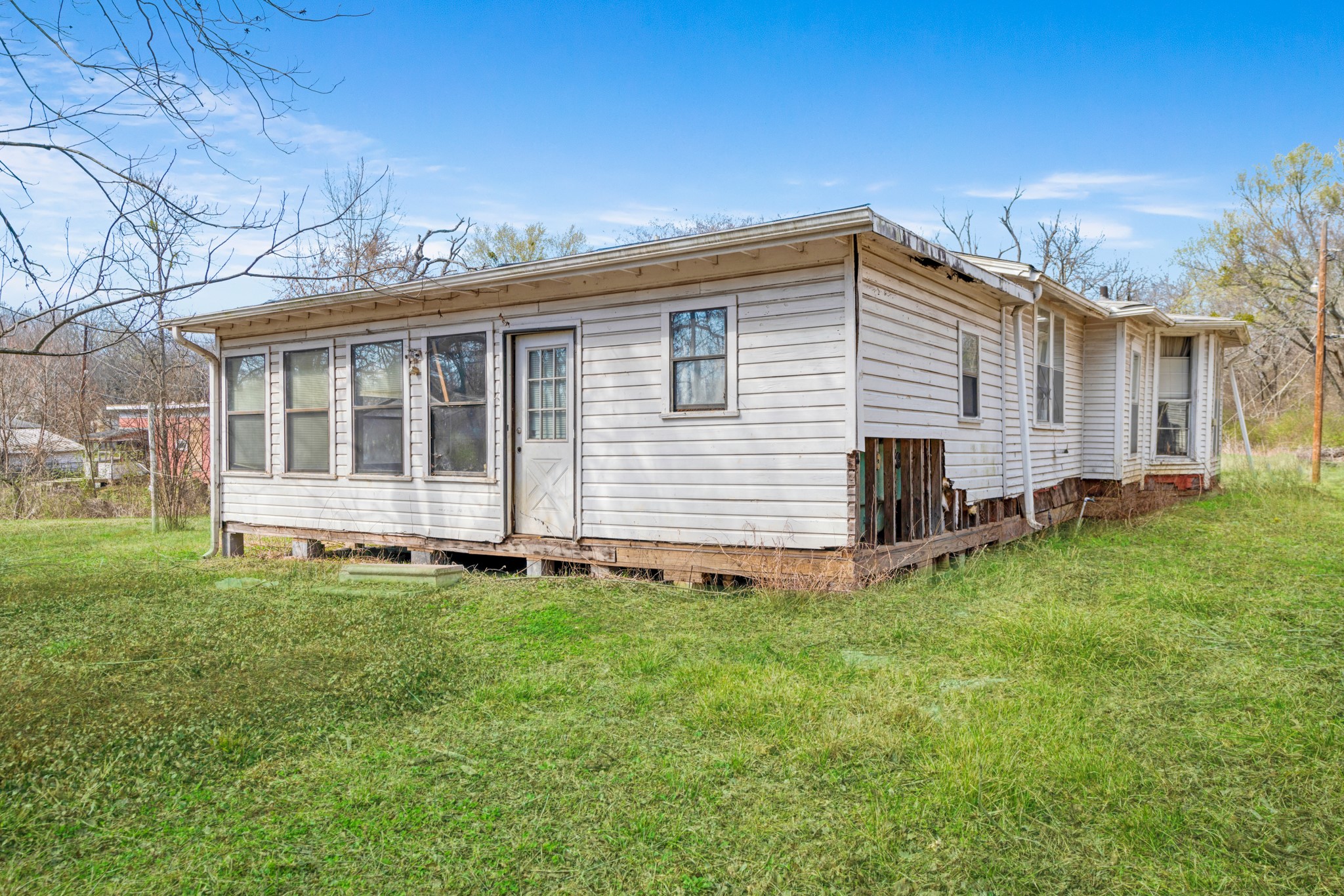 1080 Hearon Street E Paris TX 75460