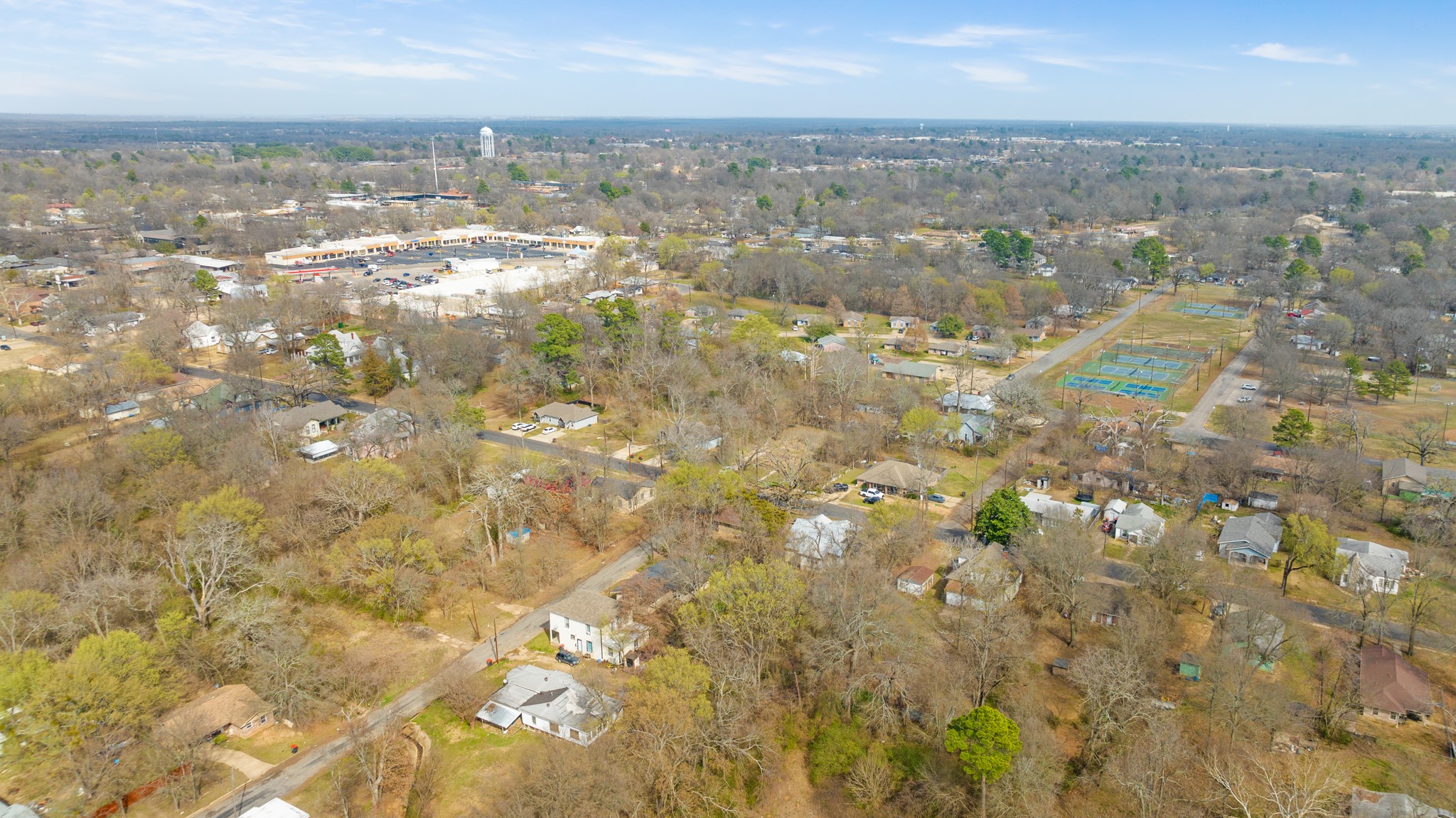 1080 Hearon Street E Paris TX 75460