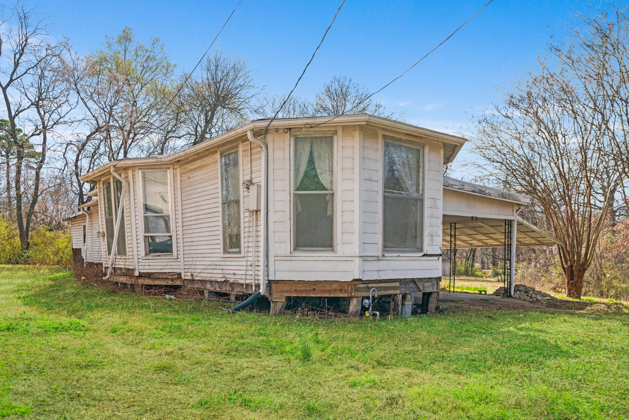 1080 Hearon Street E Paris TX 75460