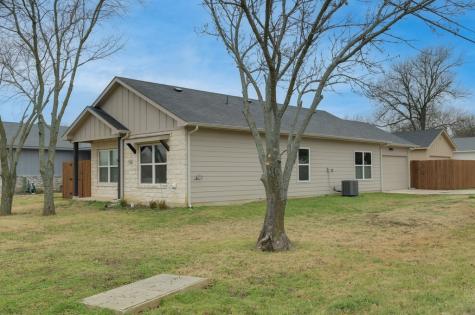 200 S Magnolia Street Alvarado TX 76009