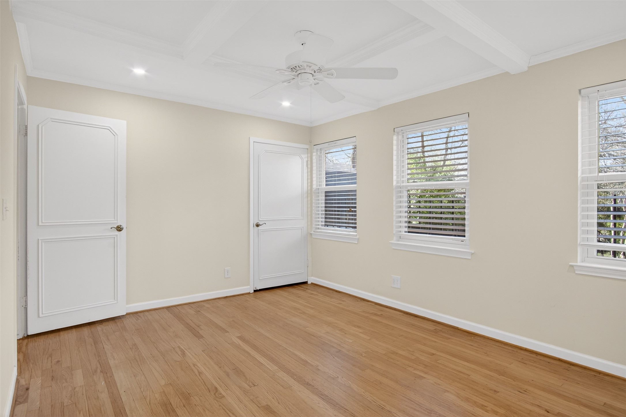10329 Lake Gardens Drive Dallas TX 75218