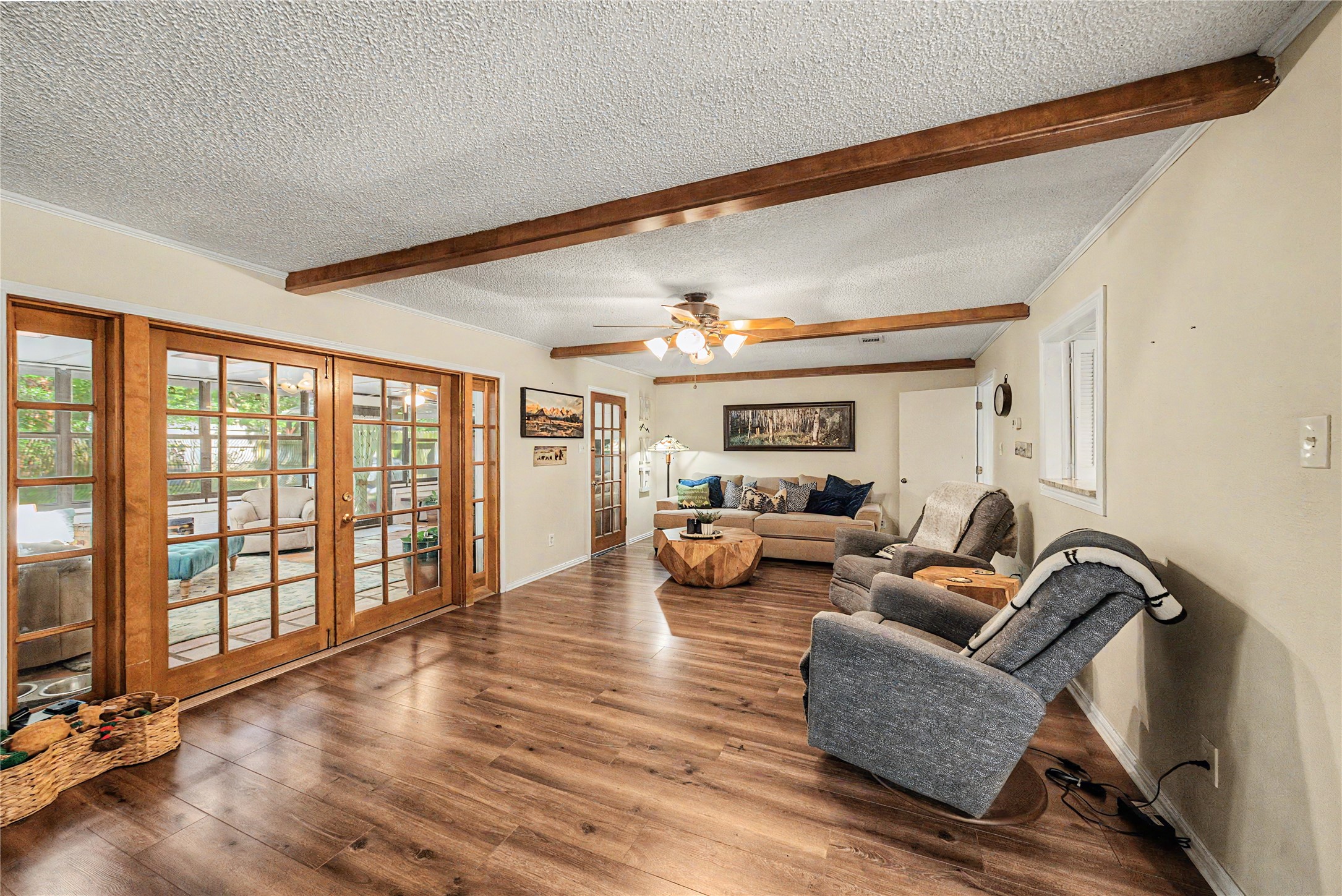 1810 Lakeside Drive Arlington TX 76013
