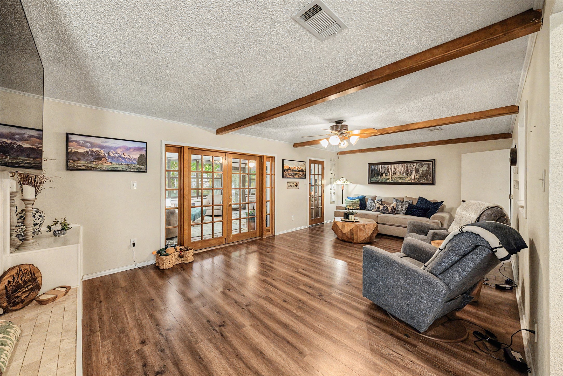 1810 Lakeside Drive Arlington TX 76013