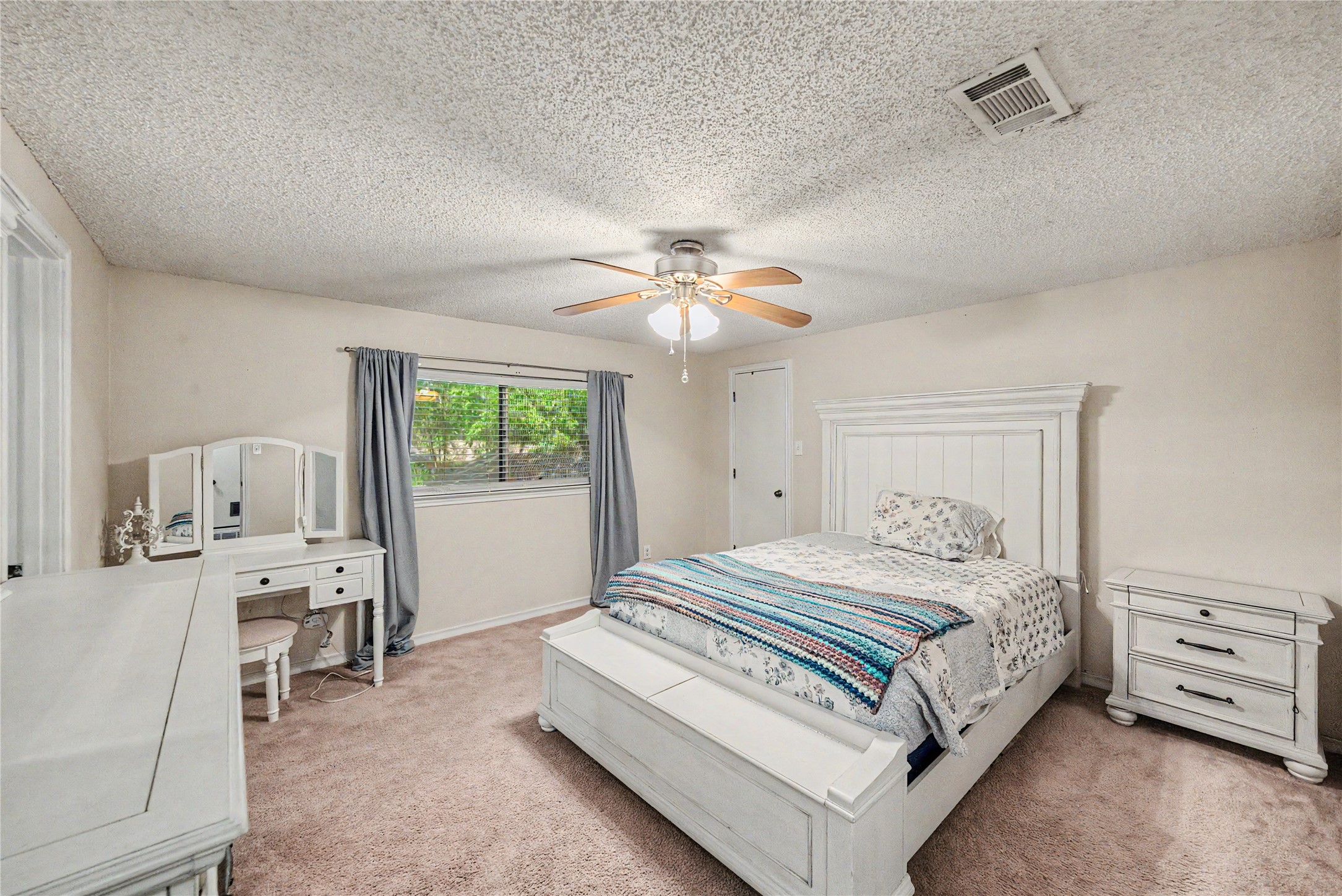 1810 Lakeside Drive Arlington TX 76013