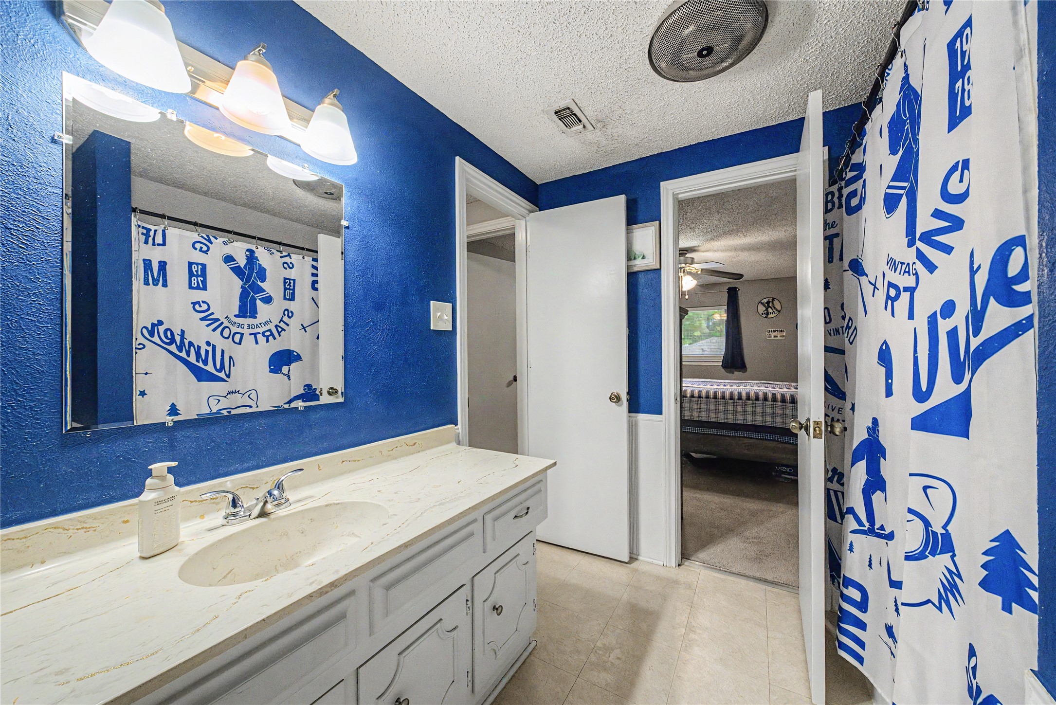 1810 Lakeside Drive Arlington TX 76013