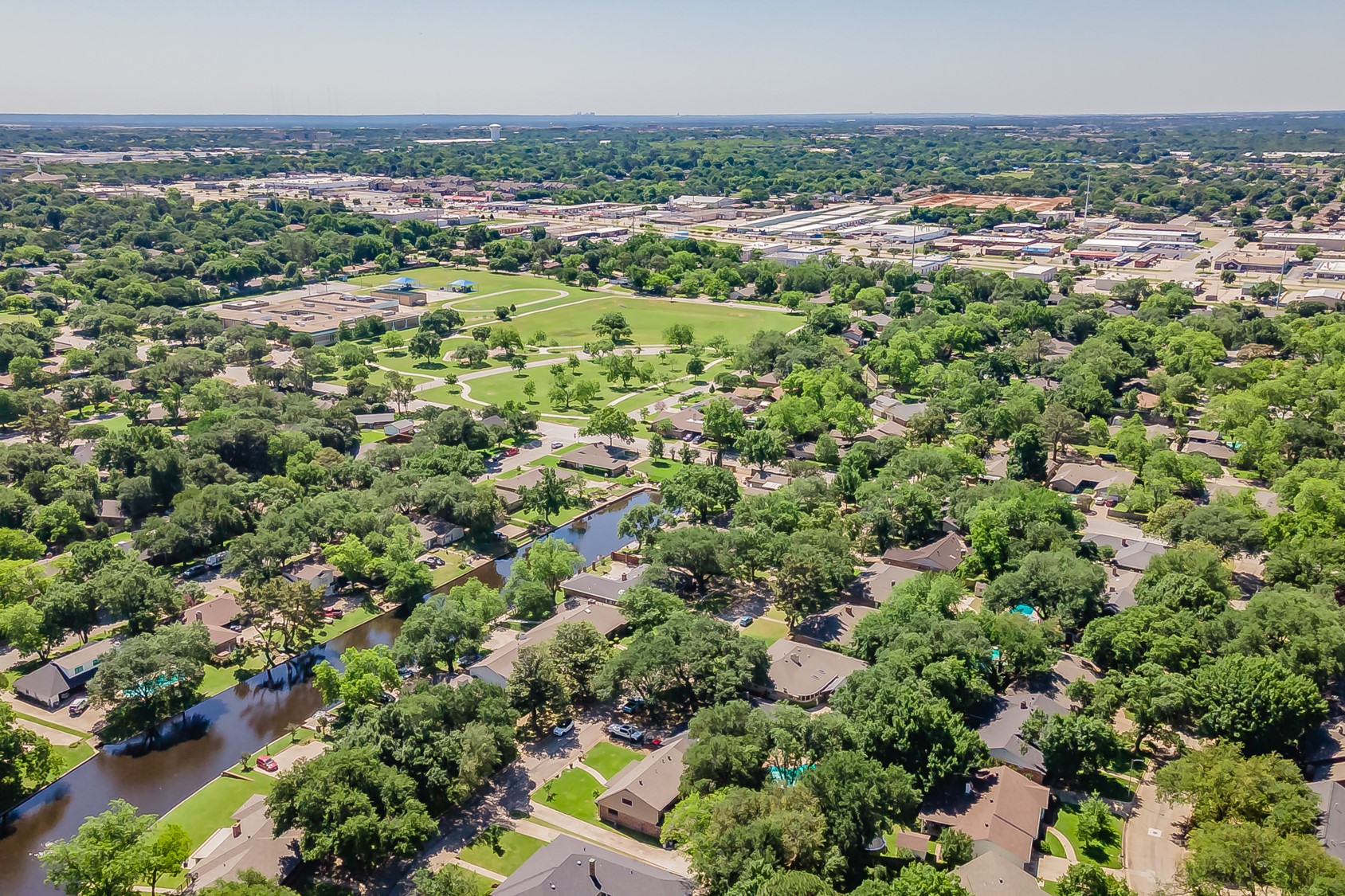 1810 Lakeside Drive Arlington TX 76013