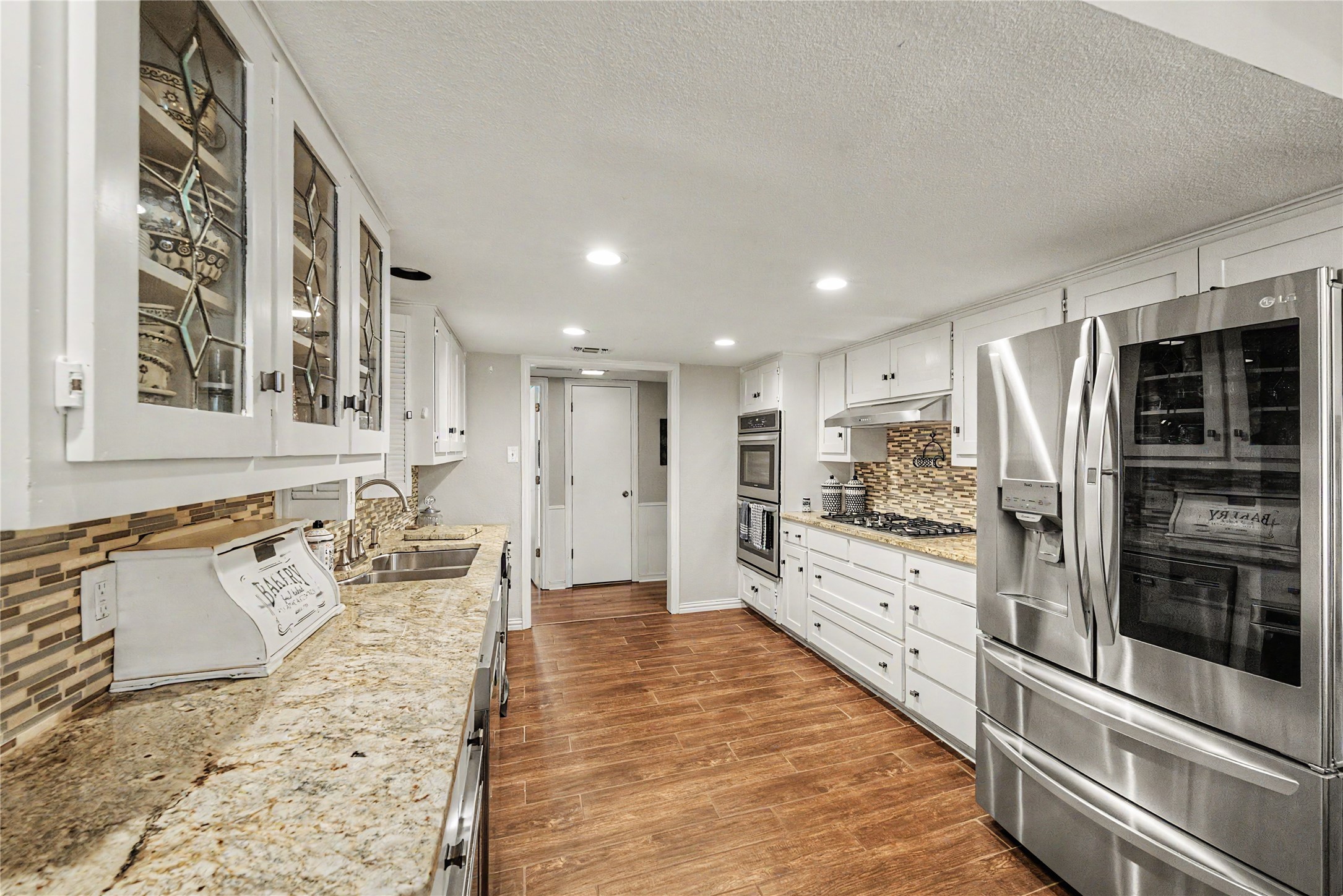 1810 Lakeside Drive Arlington TX 76013