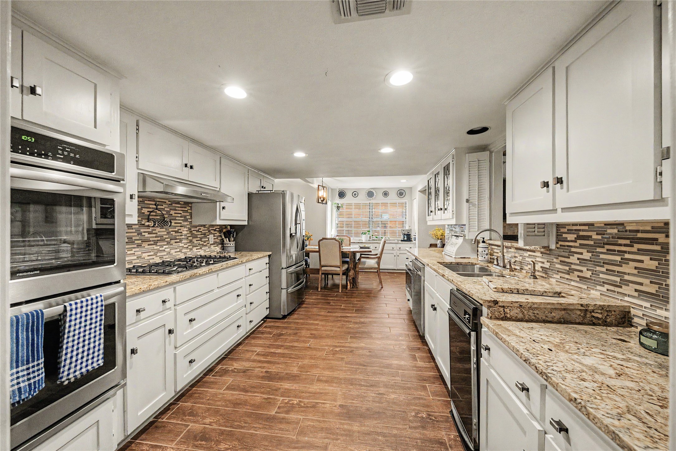 1810 Lakeside Drive Arlington TX 76013