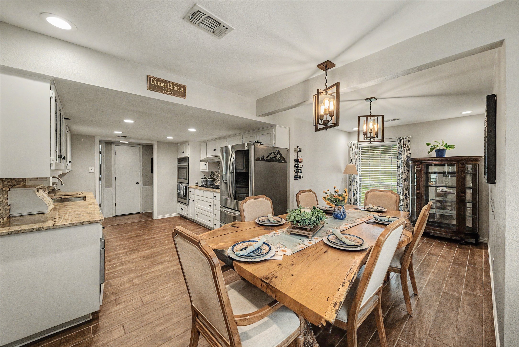 1810 Lakeside Drive Arlington TX 76013