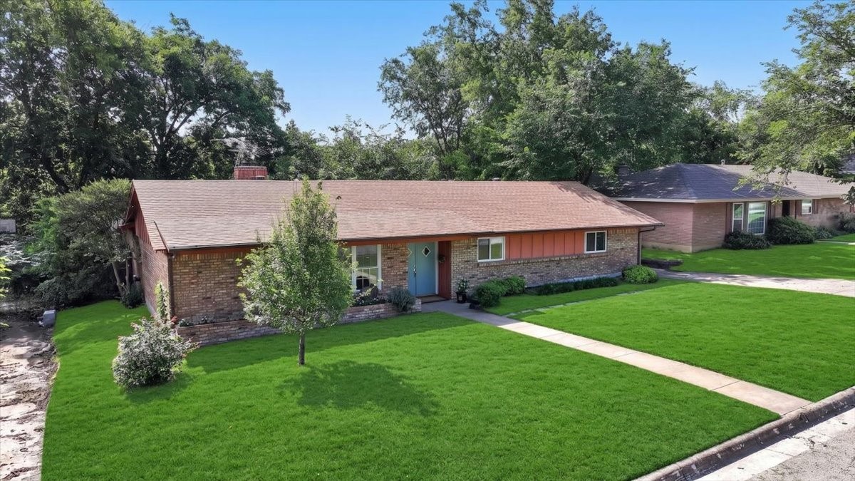 5609 Wedgworth Road Fort Worth TX 76133