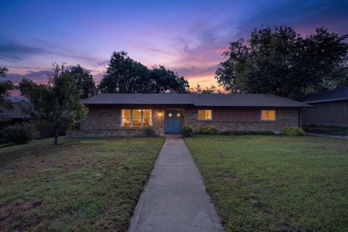 5609 Wedgworth Road Fort Worth TX 76133