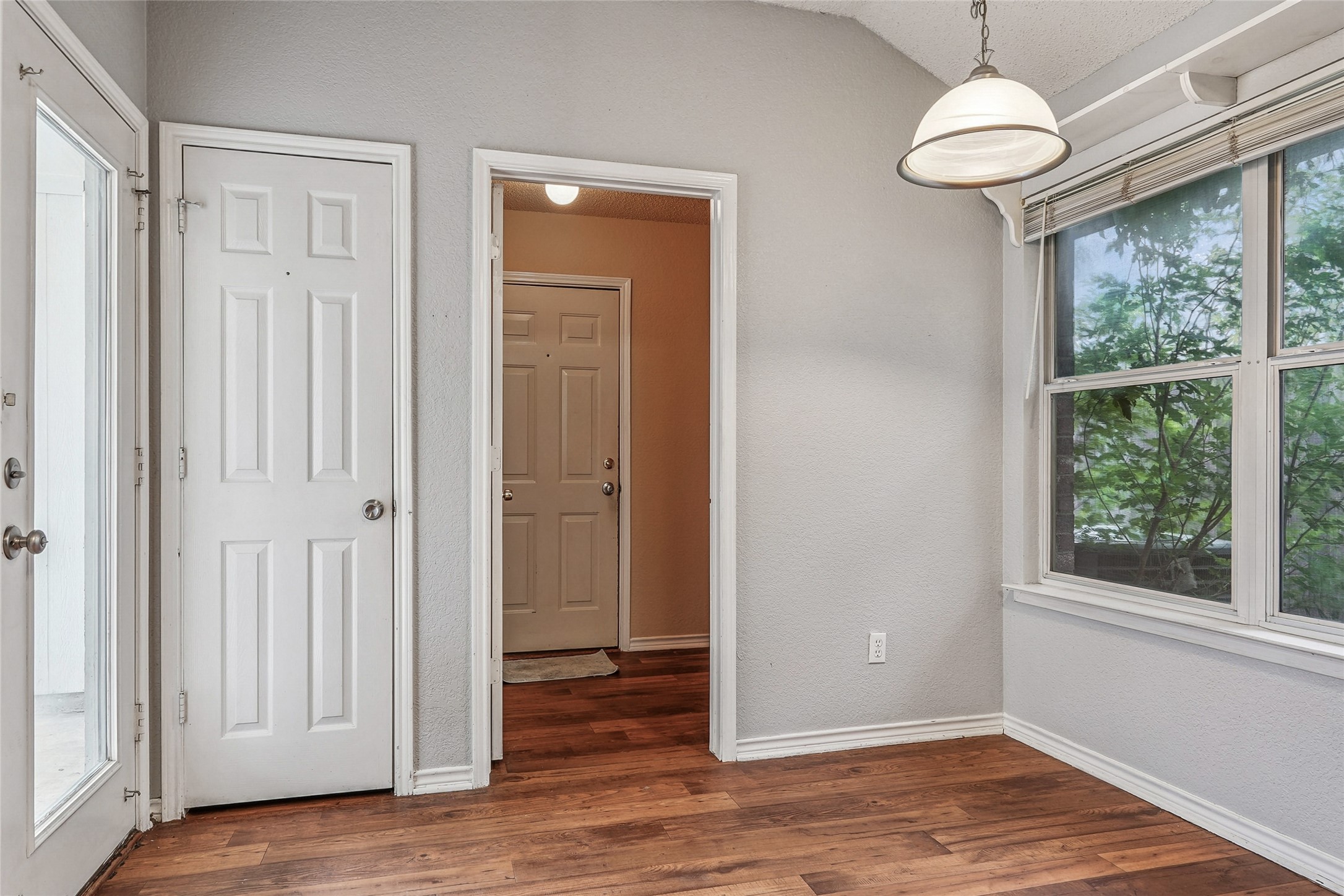 2516 Buck Drive Mesquite TX 75181