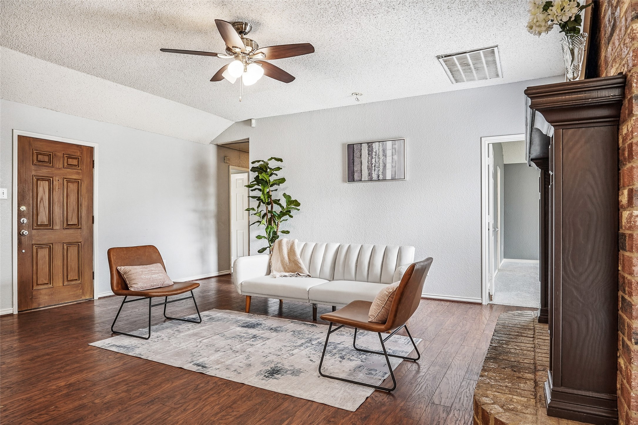 2516 Buck Drive Mesquite TX 75181
