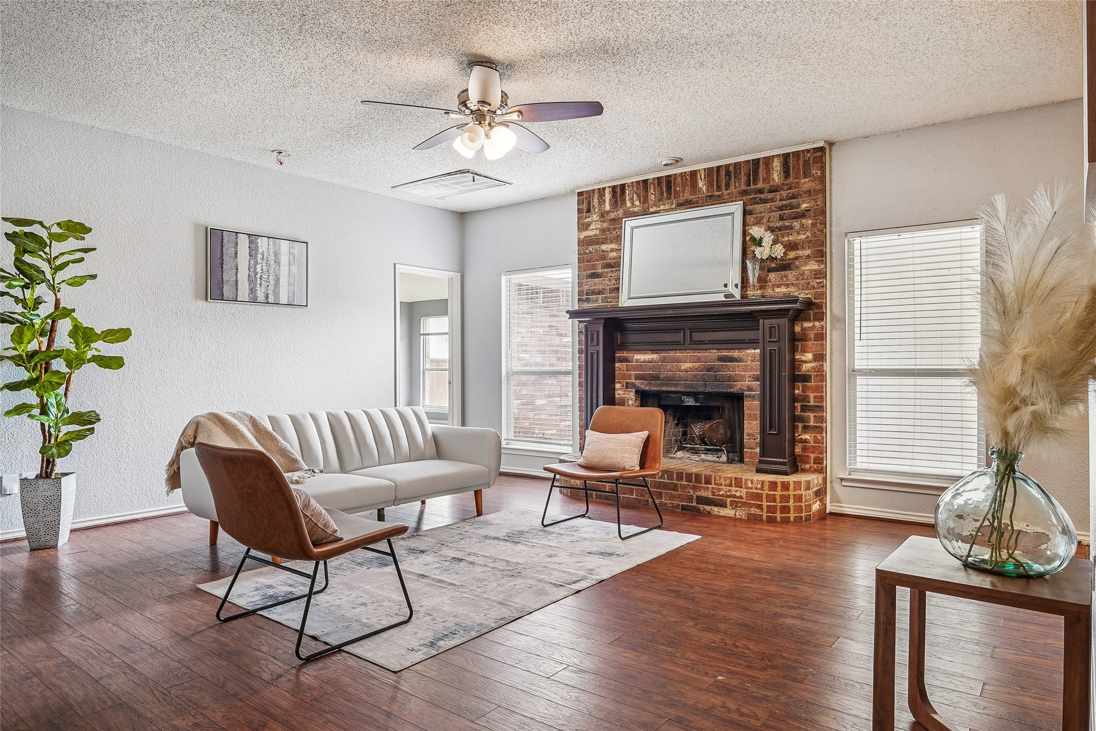 2516 Buck Drive Mesquite TX 75181