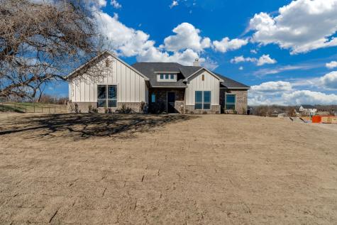 7017 Ranch View Place Springtown TX 76082