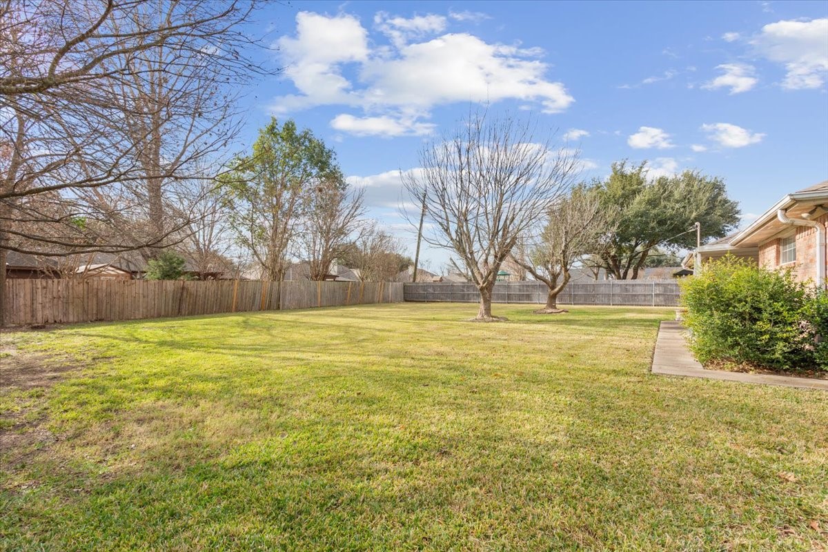 614 Wheatland Drive Waco TX 76657