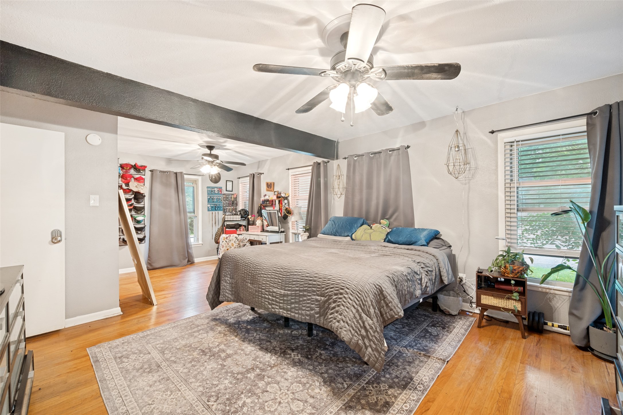 727 Norwood Drive Hurst TX 76053