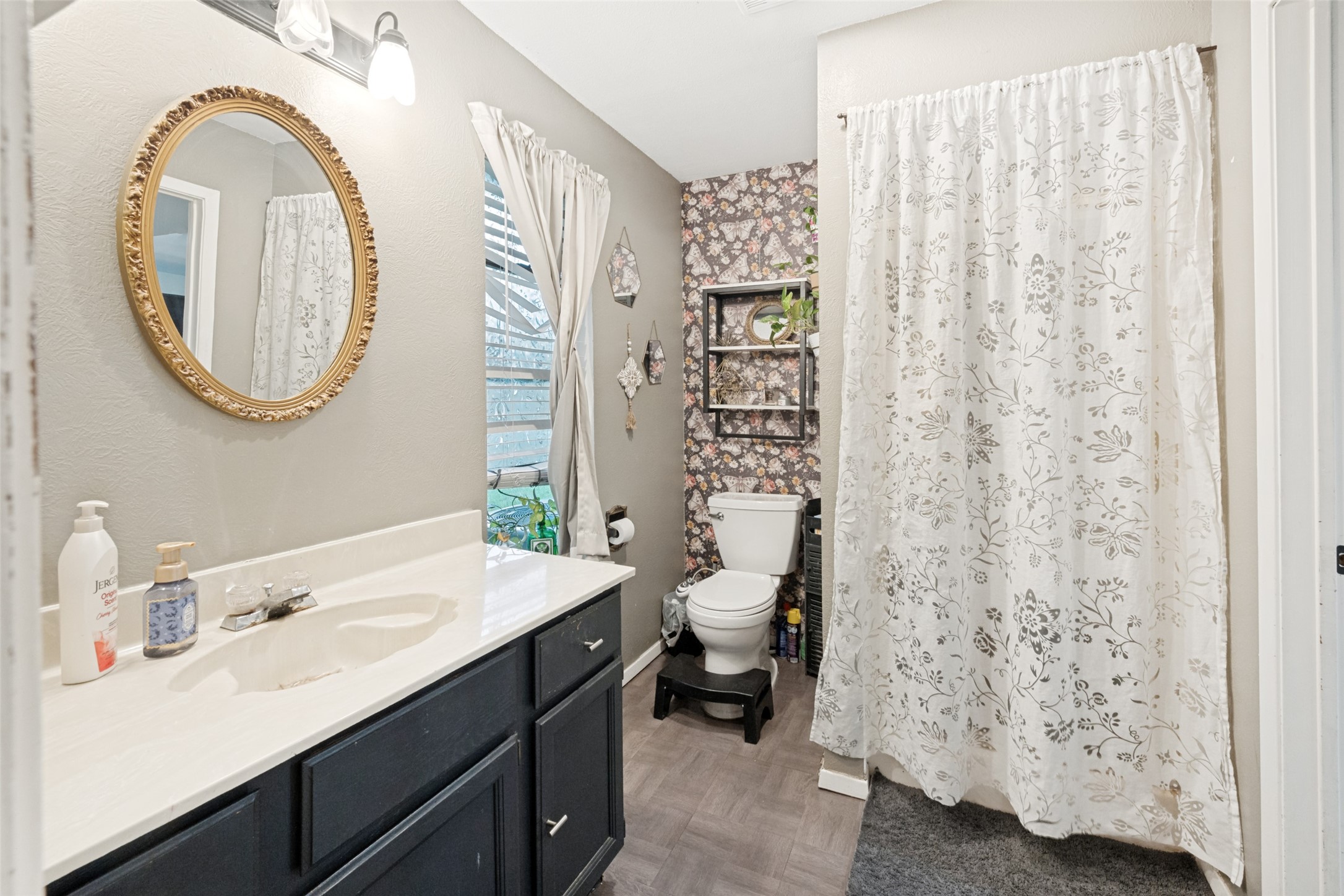 727 Norwood Drive Hurst TX 76053