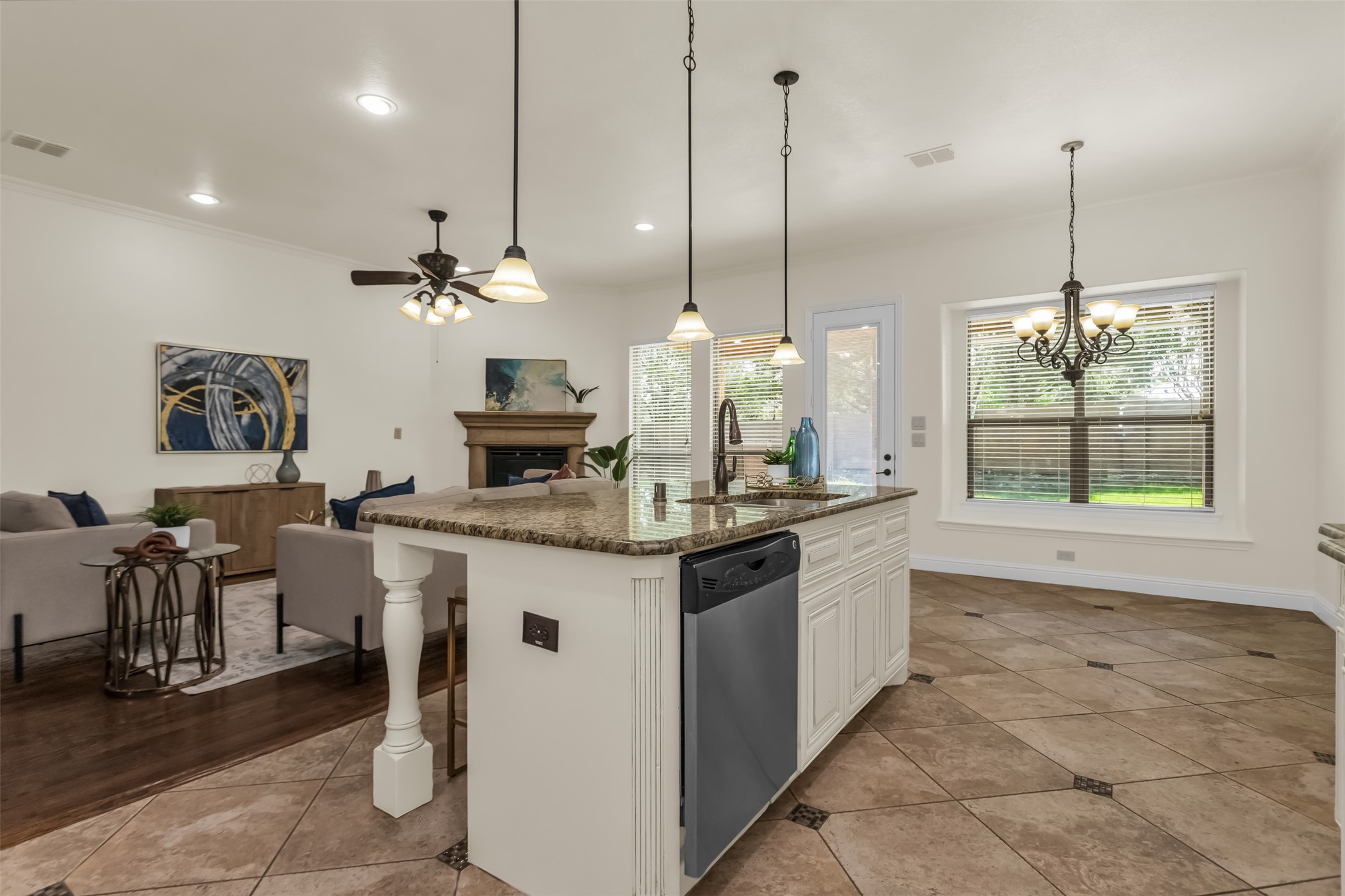 7604 Cindy Lane Sachse TX 75048