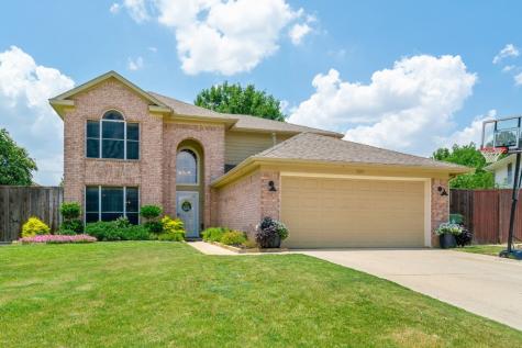 737 Black Walnut Drive Lake Dallas TX 75065