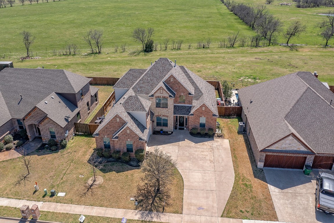 721 La Paloma Road Sanger TX 76266