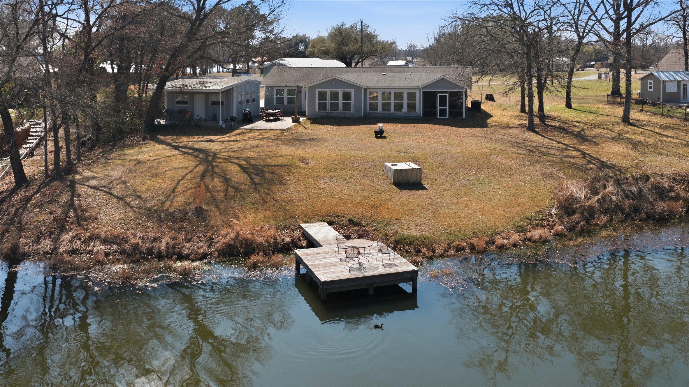 6106 Peninsula Circle Athens TX 75752