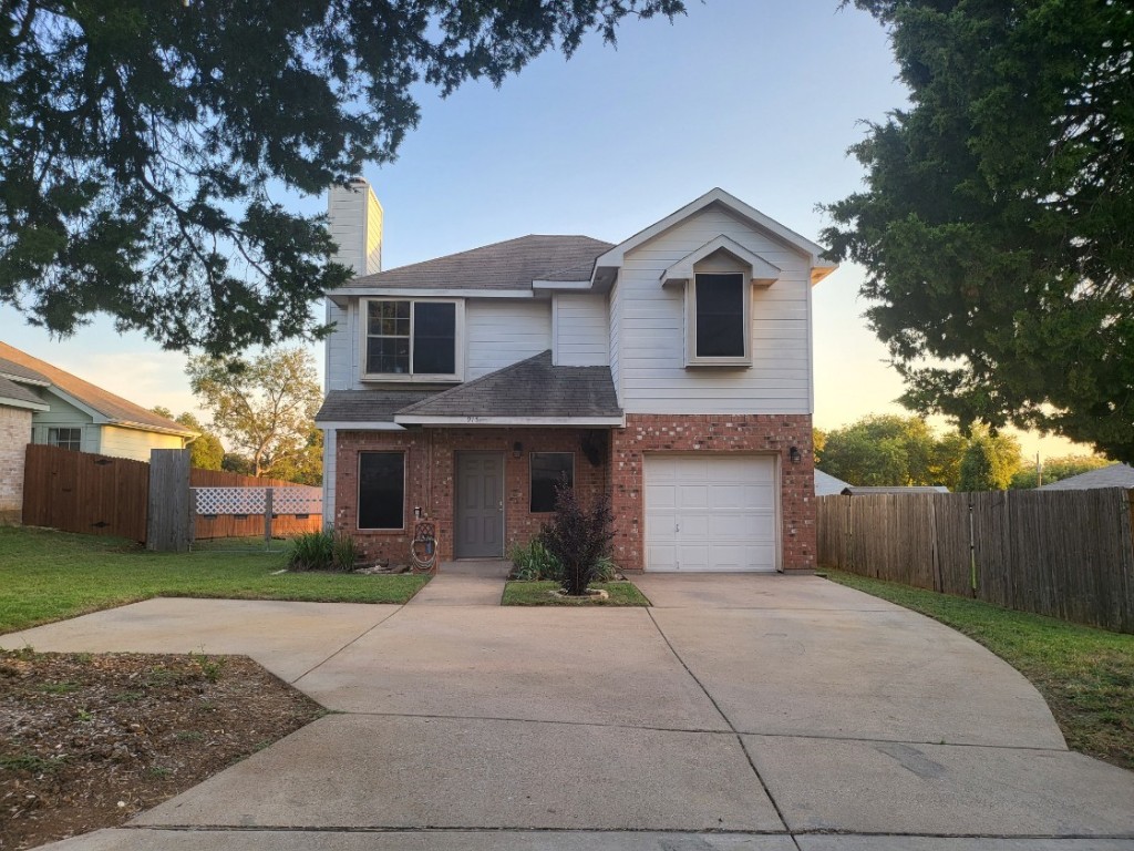 915 W Atchley Avenue Alvarado TX 76009
