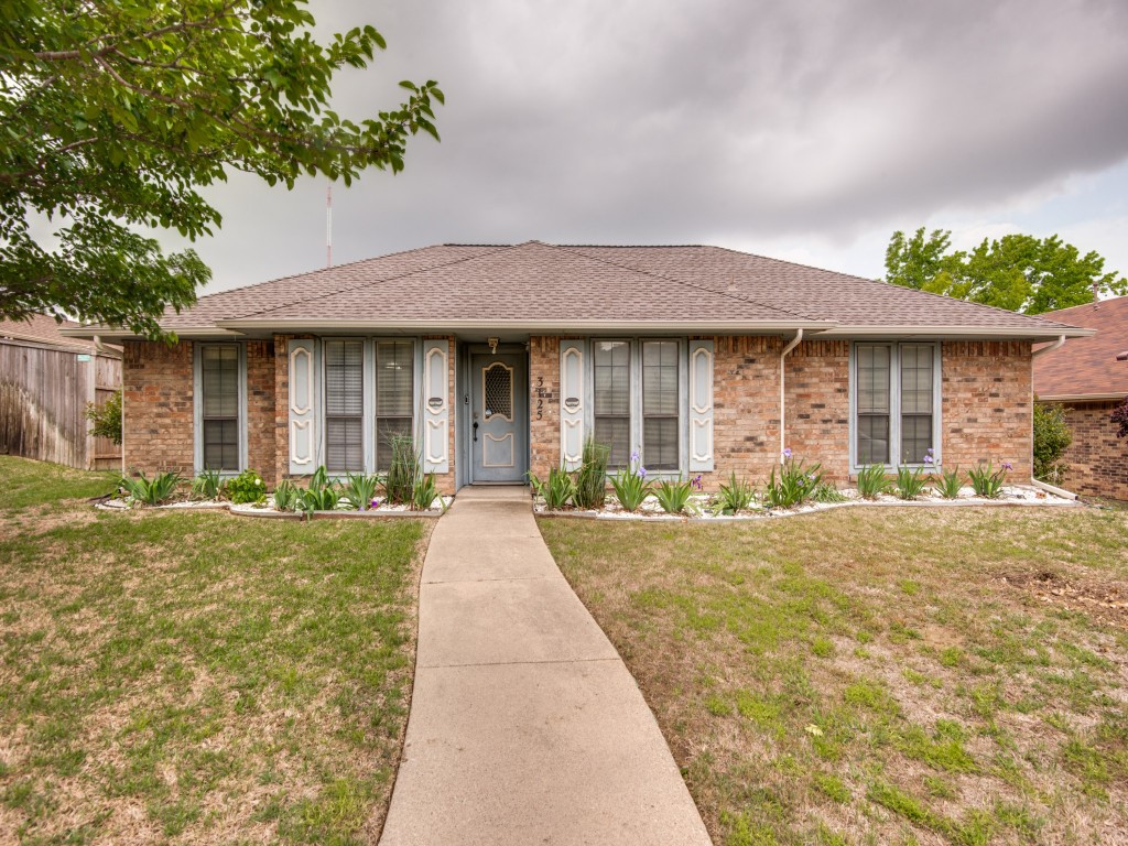 3125 Regency Carrollton TX 75007