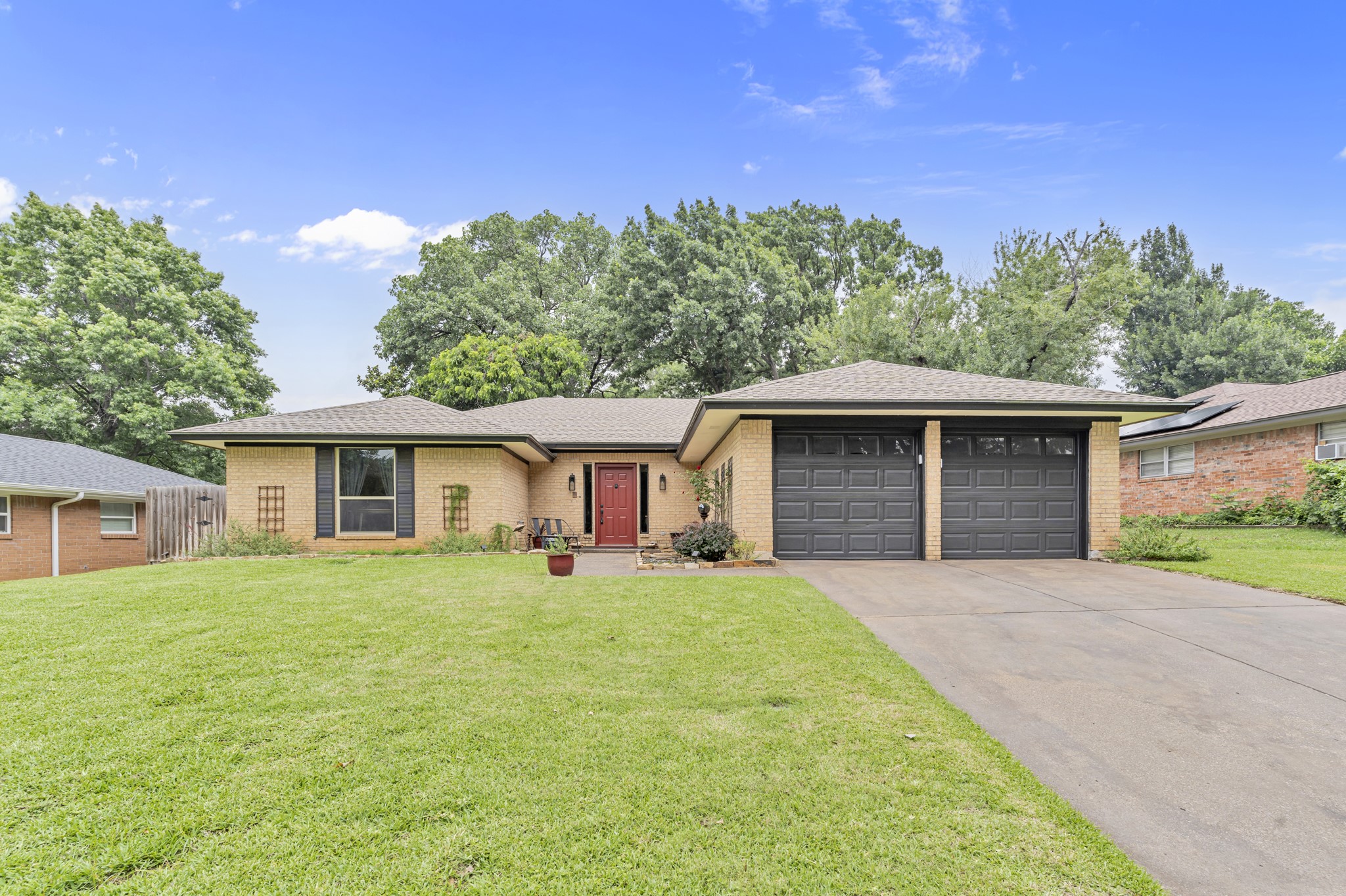 4015 Glenbrook Drive Arlington TX 76015