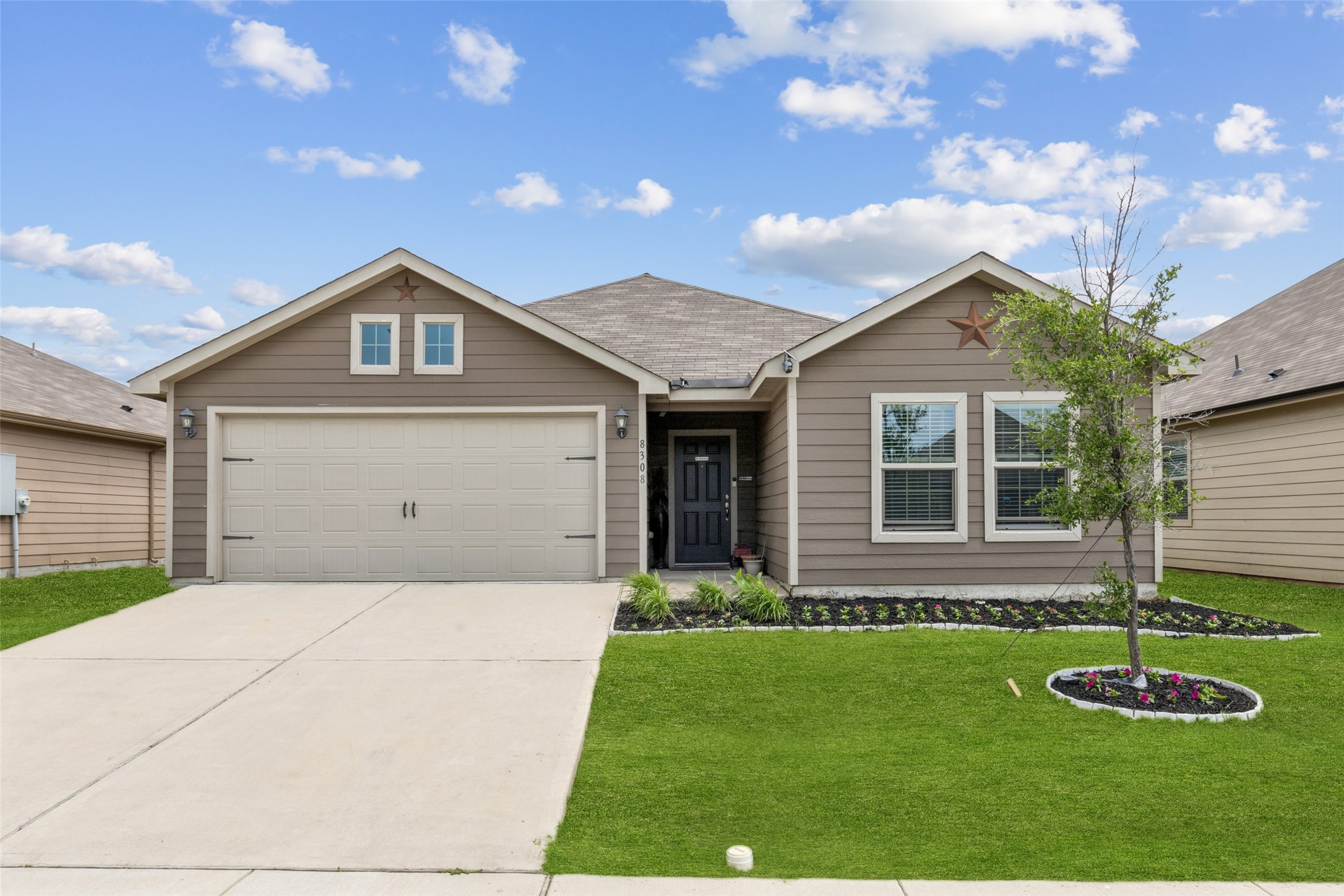 8308 Smokey Creek Pass Fort Worth TX 76179