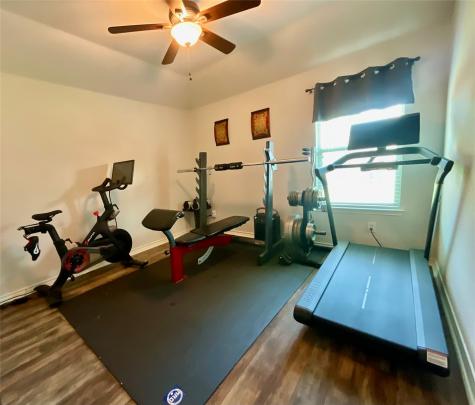 9123 Post Oak Court Arlington TX 76002