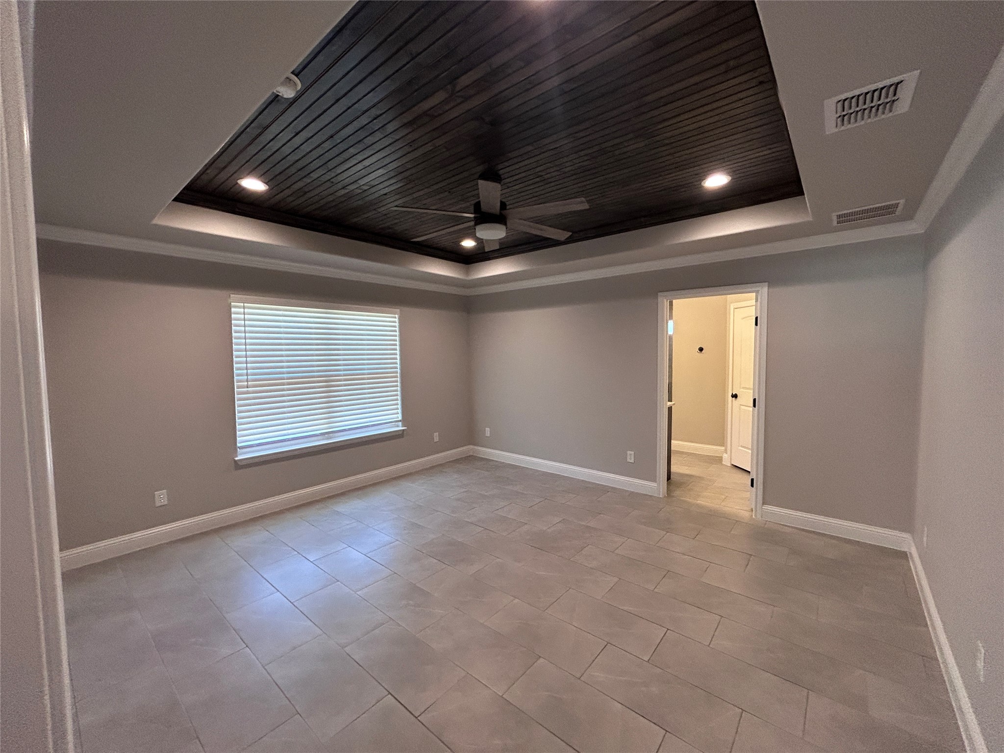 5416 Belaire Circle Granbury TX 76048