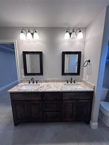 5416 Belaire Circle Granbury TX 76048