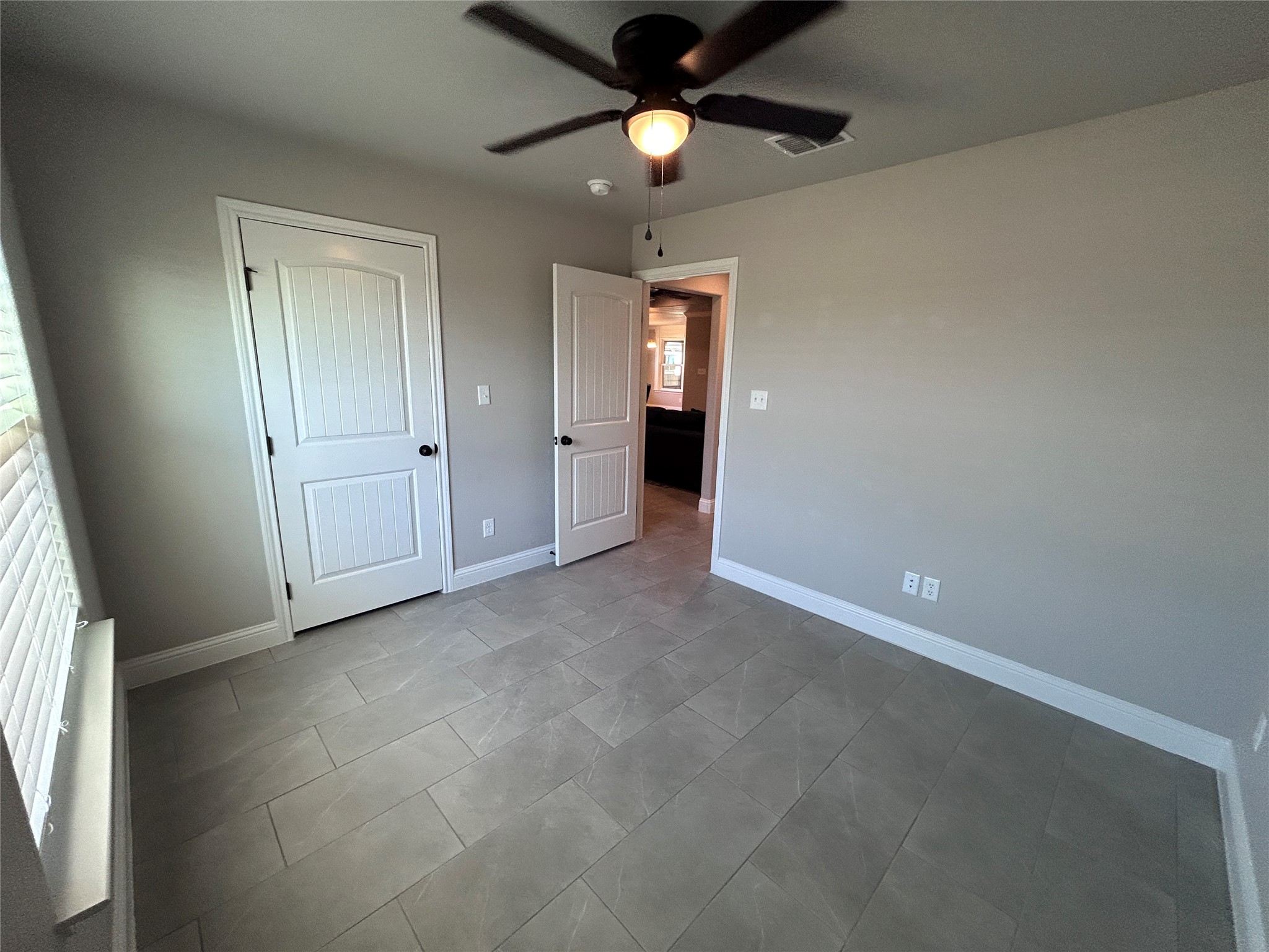 5416 Belaire Circle Granbury TX 76048