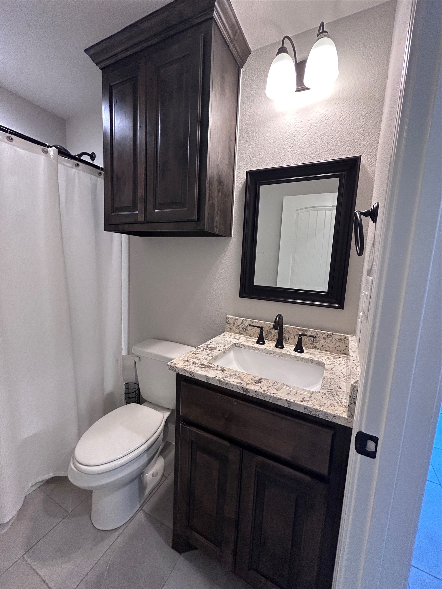 5416 Belaire Circle Granbury TX 76048