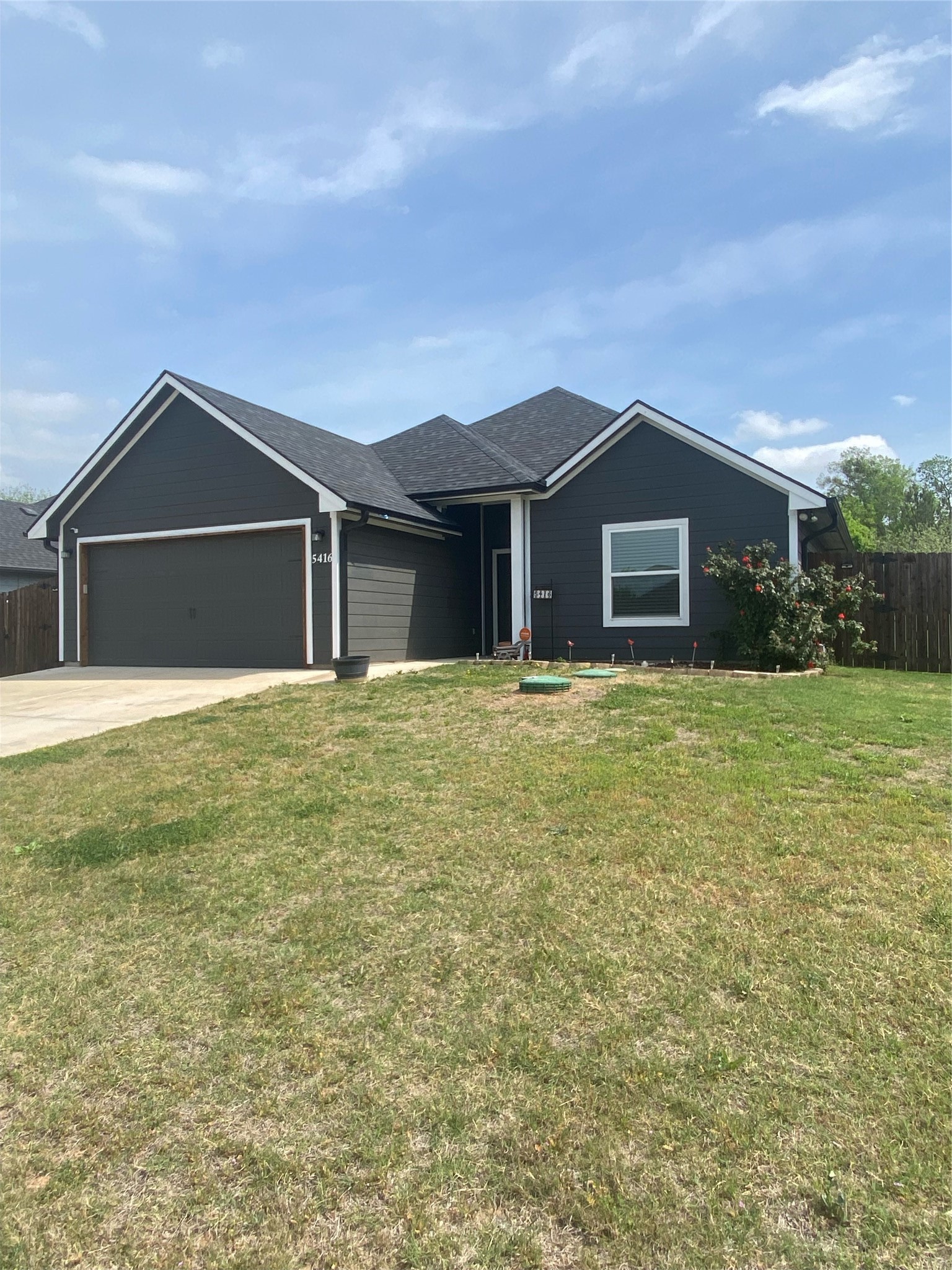 5416 Belaire Circle Granbury TX 76048