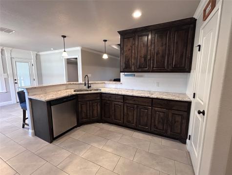 5416 Belaire Circle Granbury TX 76048