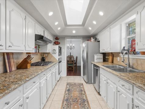 5320 Elkridge Drive Dallas TX 75227
