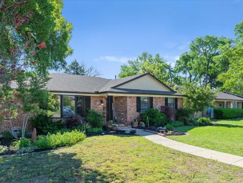 5320 Elkridge Drive Dallas TX 75227