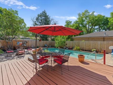 5320 Elkridge Drive Dallas TX 75227