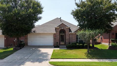 1929 Oak Hollow Drive Bedford TX 76021